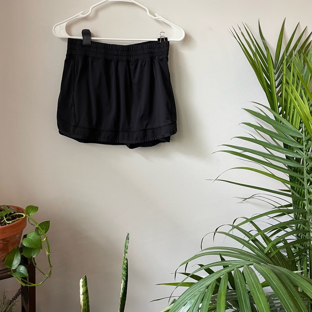 Black tennis skort